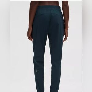 Lululemon Teal Green Joggers Sz 10
